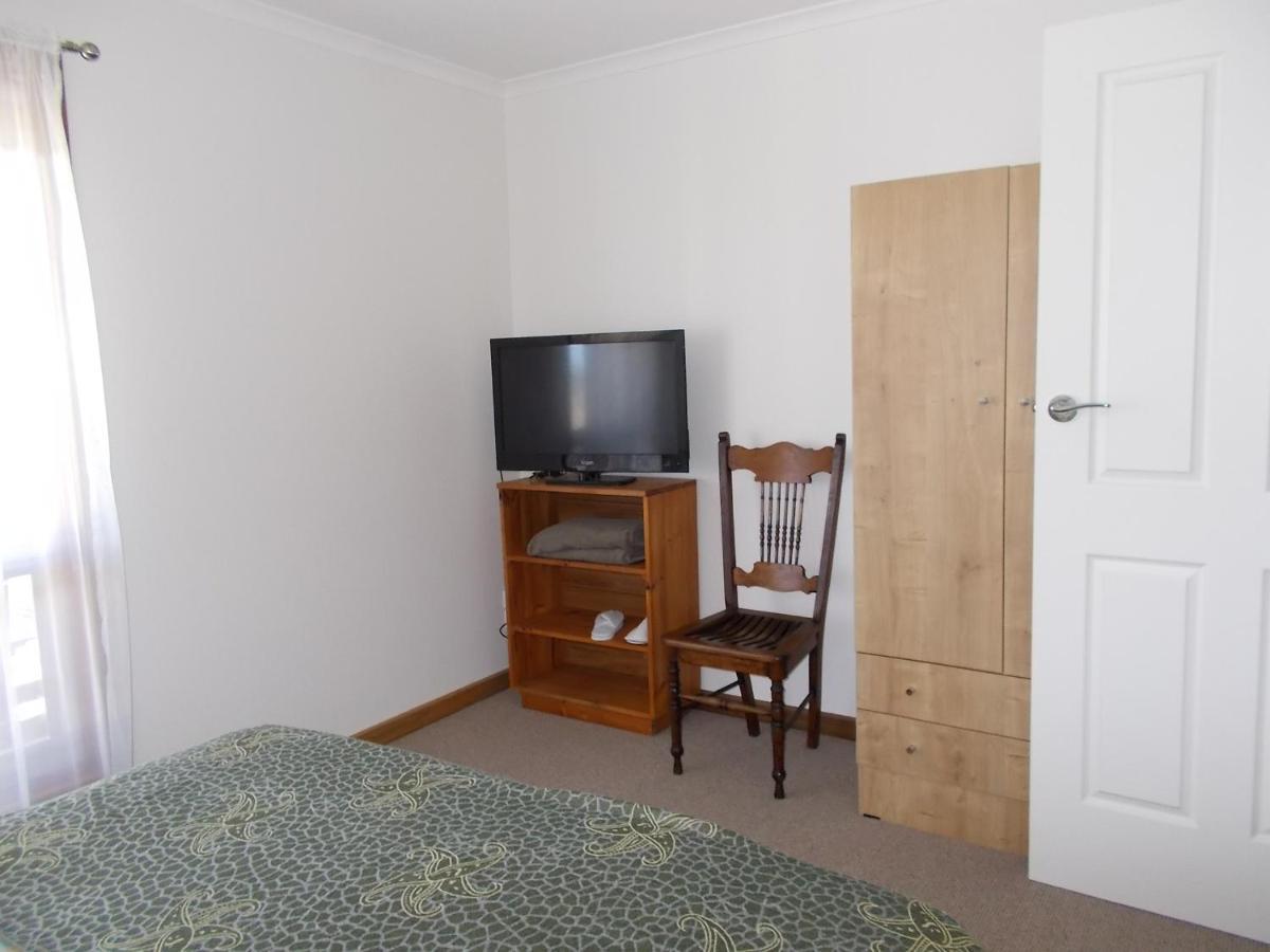 Costa Plenti Southend Bnb Extérieur photo