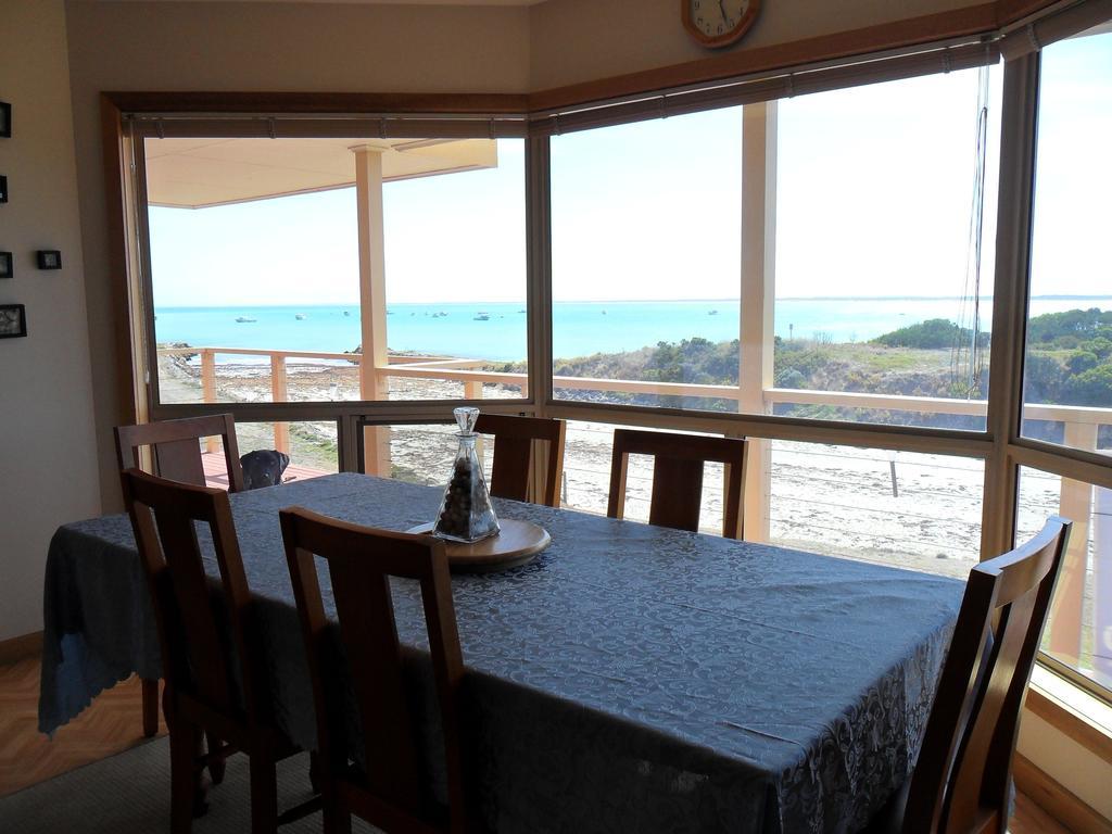 Costa Plenti Southend Bnb Extérieur photo